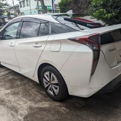 TOYOTA PRIUS A PREMIUM の画像