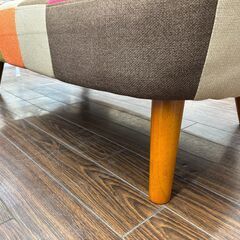 札幌 東区 不二貿易 ソファ 2人掛け 幅123×奥行67×高さ68cm パッチワーク オレンジ 2WAY 脚取り外し可能 ローソファ デイジー  丸いデザイン かわいい リビング家具 の画像