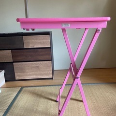トリミングテーブルの画像