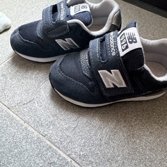 NB シューズ13.5cmの画像