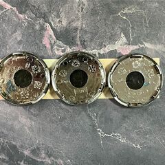 HOT STUFF　Laffiteホイールのセンターキャップ　3個のみの画像