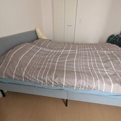 IKEA Slattum ダブルベッドフレームの画像