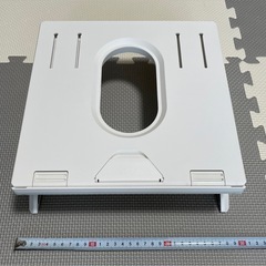 ノートパソコンスタンドの画像