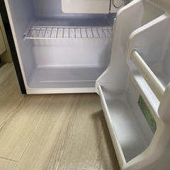 コンパクト冷蔵庫の画像