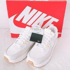 新品未使用❣️ ナイキ エア マックス 90 LV8 ホワイト スニーカーの画像