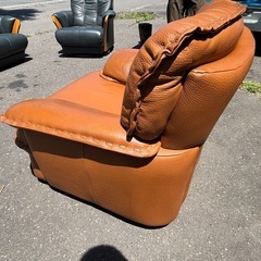 【バナナ苫小牧】美品 HUGO 1人掛け レザーソファー ライトブラウン 軽清掃済みの画像