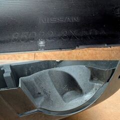 日産　NISSAN　キャラバン　リアバンパー　純正　85022 3XA0A　グレーの画像