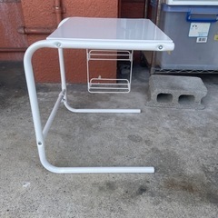 値下げしました！【タテヨコ伸縮可能レンジ上ラック】クリーニング済み【管理番号10907】九の画像