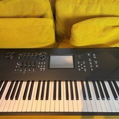YAMAHA シンセサイザー　MODX プラス 8