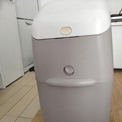 オムツのゴミ箱とパン袋の画像