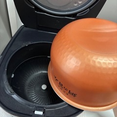 最終価格！値下げ不可！美品！7/20まで！アイリスオーヤマ炊飯器「米屋がこだわった五.五合ジャー炊飯器 JRC-IE50-B」の画像