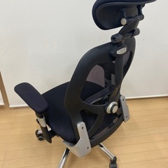 オフィスチェア
の画像