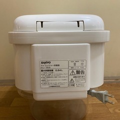 🌾　炊飯器　　3合炊き　釜も綺麗です。✨の画像