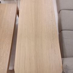 リユースのサカイ栃木店*お値段見直しました*★ジモティ割あり★ IKEA ローテーブル ナチュラル木目 W140×D60×H45.5 クリーニング済み TC9626の画像