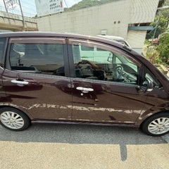 ダイハツ　ムーヴ　パープルの画像
