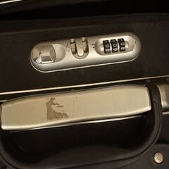 キャリーケースの画像