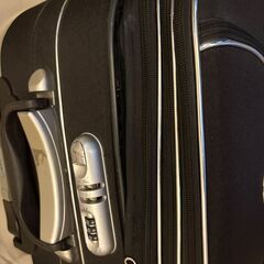 キャリーケースの画像