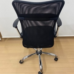 オフィスチェアの画像