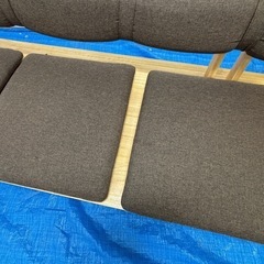 【バナナ苫小牧】美品 天然木 3人掛けダイニングベンチ ブラウンクッション付 状態良好！の画像