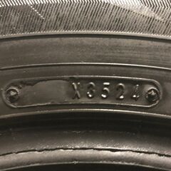 DUNLOP WINTERMAXX WM02 205/65R16 16インチ スタッドレス 4本 24年製 バリ溝 セレナ ヤリスクロス 10系アルファード等　(KTJ524)クレジットカード QRコード決済可能の画像
