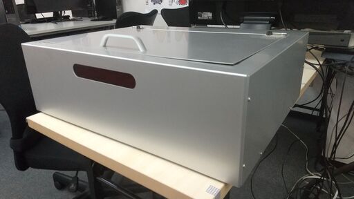 レーザー加工機