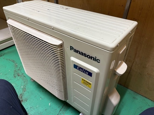 ルームエアコン　5.6kw 18畳用　単相200V