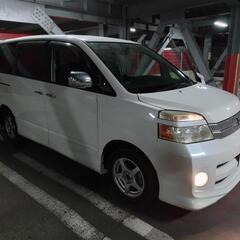 トヨタ　ヴォクシー