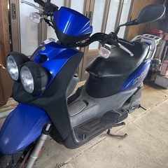 ヤマハ　B-wiz YW50Fの画像