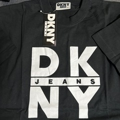 新品未使用　DKNY ダナキャランニューヨーク　Tシャツ　フリーサイズの画像