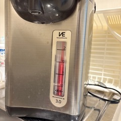 電気ポットの画像