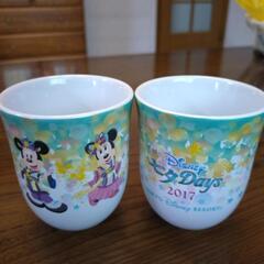 ディズニー皿、湯飲みの画像