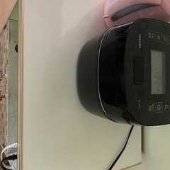 キッチン収納棚　コンセントありの画像