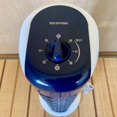 【美品】扇風機 タワーファン   22年製　アイリスオーヤマ TWF-M6T-Wの画像