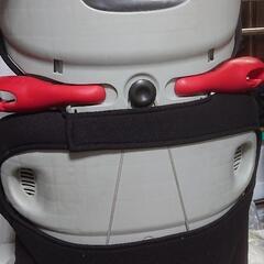 Combi ジュニアシート 15kg～  背もたれとシート分かれますの画像