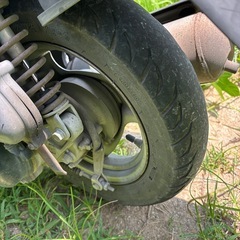 13年式のシルバーのジョグ 36Jシリーズの画像