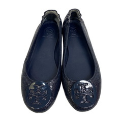 トリーバーチ Tory Burch その他靴 ロゴ フラットシューズ ネイビーの画像