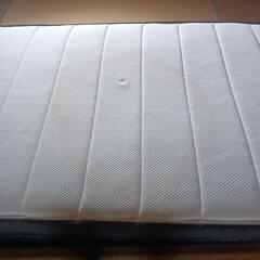 ベッドの画像