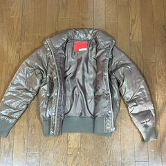 レディース　ダウンジャケット　(株) キャビン   11AR(L)の画像