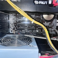(最終
値下げ！) WIN10 HOME GTX960の画像