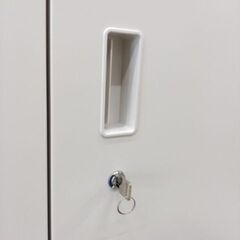 イトーキ 三段キャビネットの画像