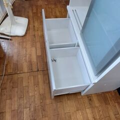 　【リサイクルショップどりーむ鹿大前店】　NO1972　食器棚　メッカ収納　おススメ商品です🎵　写真参照🎵　お買い得品ですよ🎵　定価10万(≧▽≦)の画像