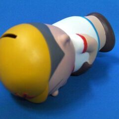 可愛い貯金箱フィギュア 「国民的アニメのサザエさん」磯野カツオ ソフビ貯金箱 長谷川町子美術館限定の画像