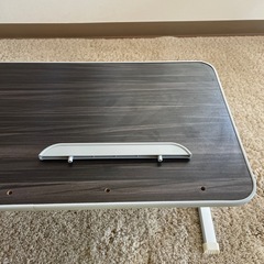 NEARPOW 折りたたみテーブル　パソコンスタンド兼ベッドテーブルの画像