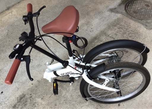 折り畳み自転車 シマノ6段変速 ARCHNESS 白 アイトン株式会社 折り畳み自転車 シマノ6段変速 ARCHNESS 白 アイトン株式会社