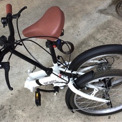 折り畳み自転車 シマノ6段変速 ARCHNESS 白 アイトン株式会社の画像