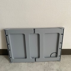 折りたたみ テーブルの画像