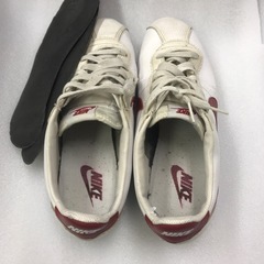 NIKE スニーカーの画像