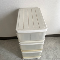 三段ボックス キャスター付きの画像