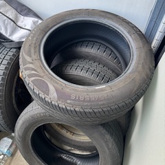 サマータイヤの画像