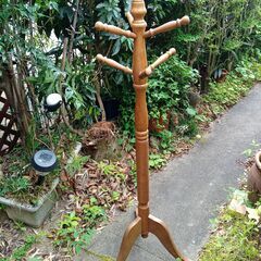 木製ポールハンガー値下げしました！の画像